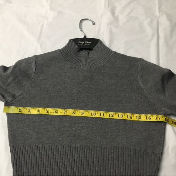 TAYLOR DRESSES - Picture 3 of 15